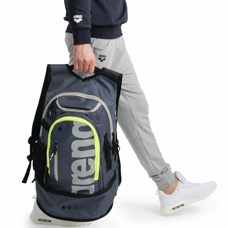 Arena - Fastpack 3.0 Backpack - Navy/Yellow 9 Arena - Fastpack 3.0 Backpack - Navy/Yellow - Image 7