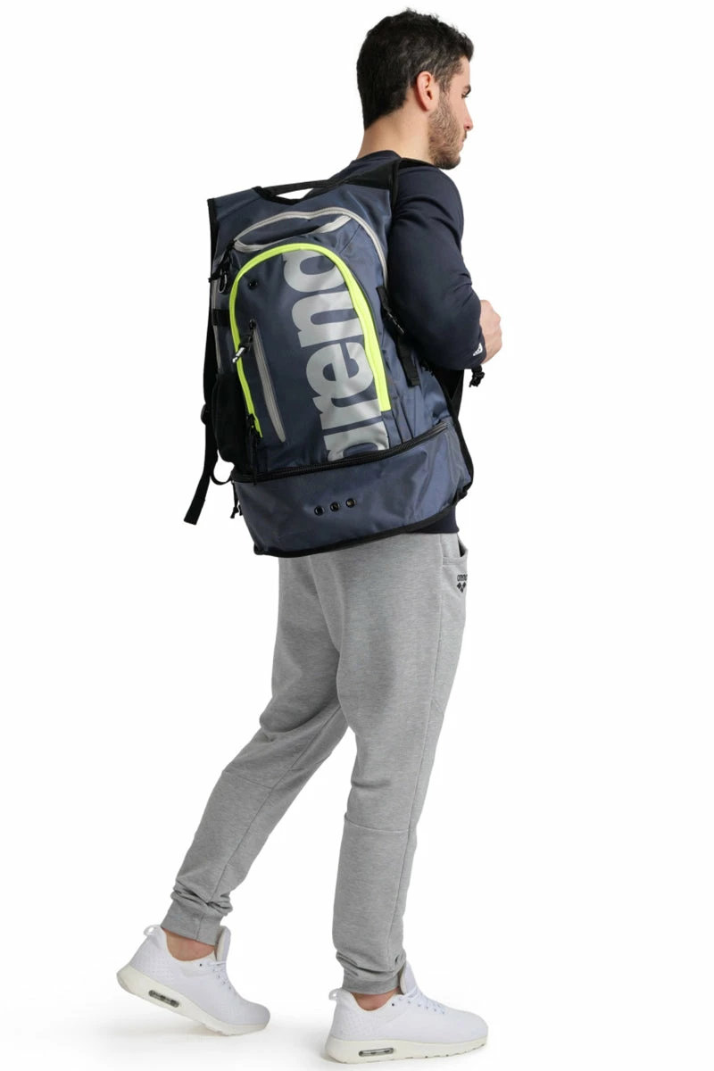 Arena - Fastpack 3.0 Backpack - Navy/Yellow 11 Arena - Fastpack 3.0 Backpack - Navy/Yellow - Image 9