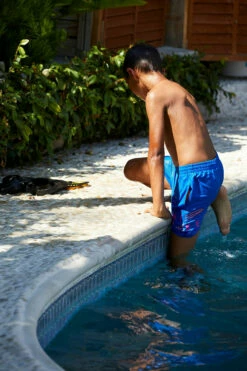 Nike - Boy's Split Logo Lap 4" Volley Short (Photo Blue) -UK Swimsuit Sales 2024 nike boys split logo lap 4 volley short photo blue 1 6