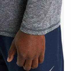 Nike - Long Sleeve Hydroguard T-Shirt (Black) -UK Swimsuit Sales 2024 nike long sleeve hydroguard t shirt black 4